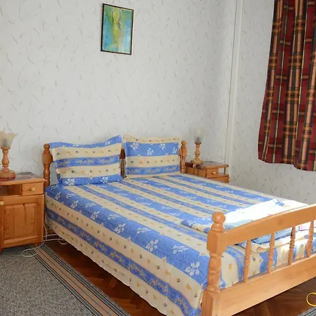 Mimosa בית הארחה