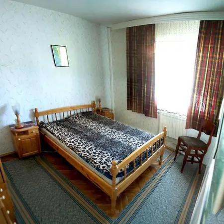 Mimosa בית הארחה 4*