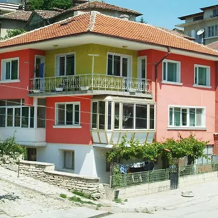 בית הארחה Mimosa 4*